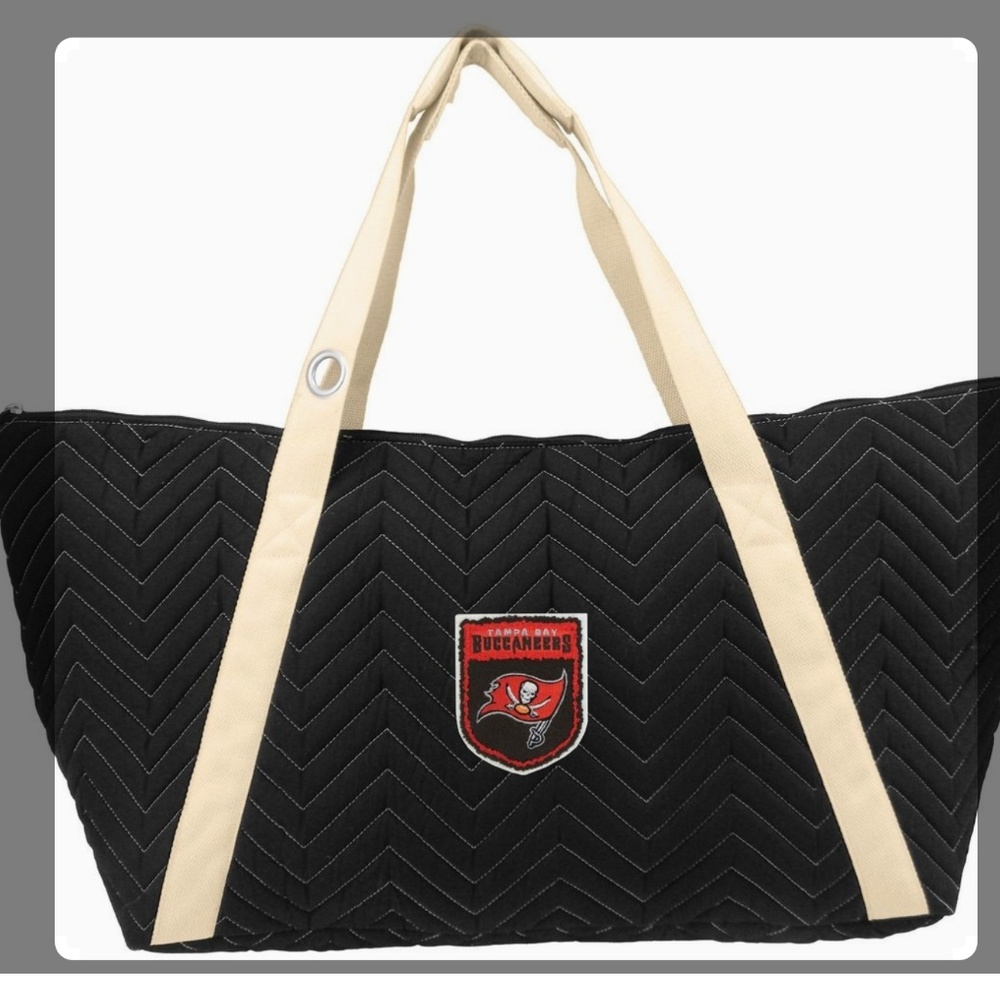 Little Earth 301316, BUCC NFL Chevron Stitch